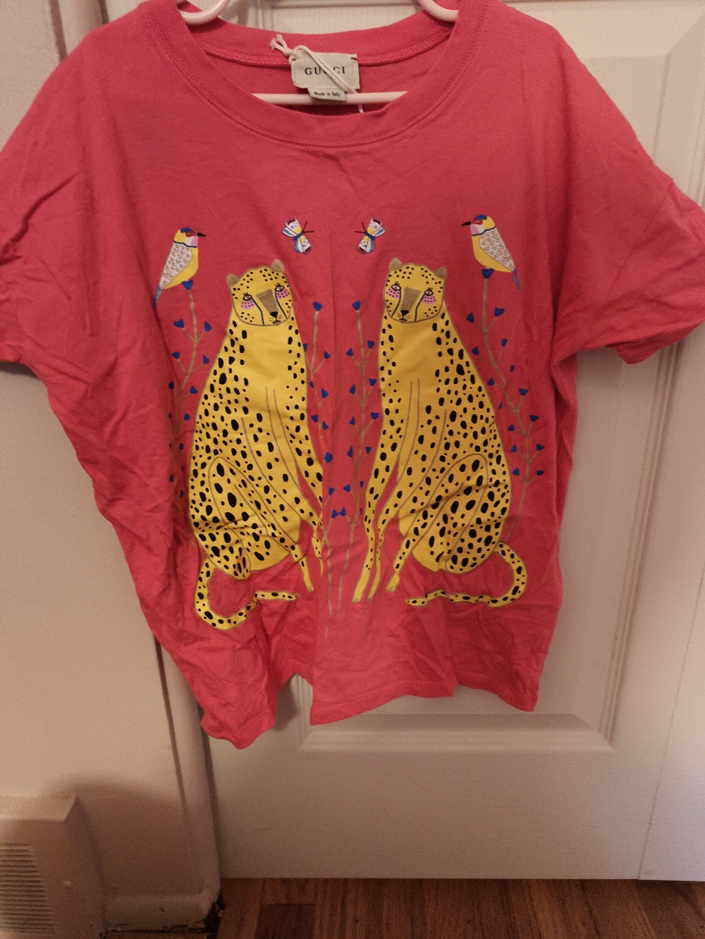 Gucci Girlss Pink Tee with Yellow Cheetah Graphic